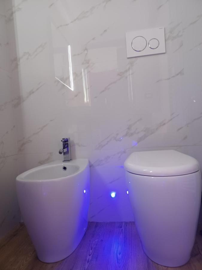 All'1 Di Rajno' Relaxing Aparthotel Lecce Ngoại thất bức ảnh